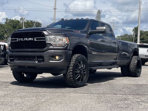 Used 2021 RAM 3500 Big Horn w/ Level 2 Equipment Group AWD/4WD image 10