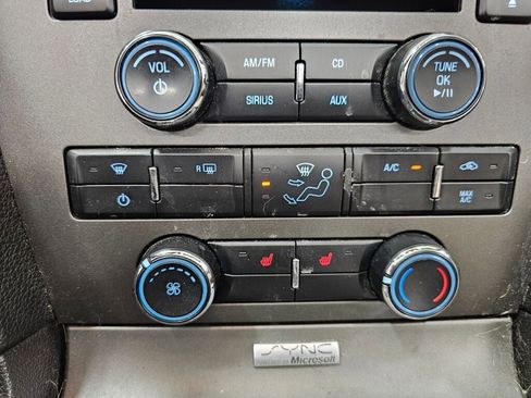 Used 2012 Ford Mustang GT Premium RWD image 28