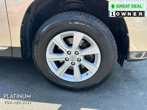 Used 2011 Toyota Highlander SE w/ Tow Pkg AWD/4WD image 20
