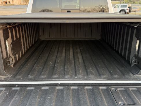 Used 2025 RAM 1500 Limited image 10