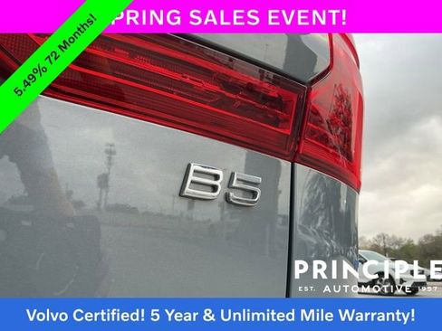 Certified 2023 Volvo XC60 B5 Ultimate w/ Protection Package Premier FWD image 16