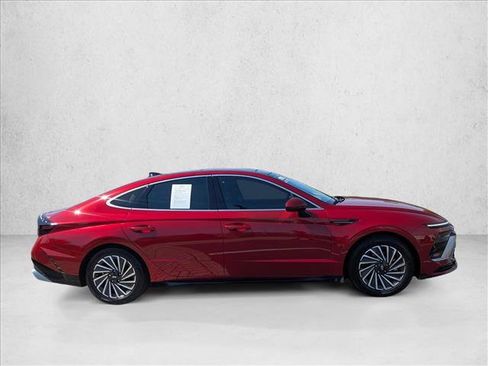 Used 2024 Hyundai Sonata Limited image 4