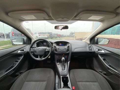Used 2017 Ford Focus SE image 27