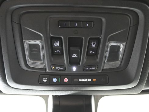 Used 2021 Chevrolet Silverado 1500 High Country w/ Safety Package II AWD/4WD image 36