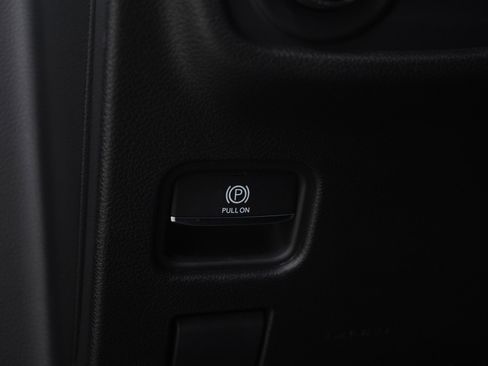 Used 2023 Jeep Grand Cherokee L Limited w/ Black Appearance Package image 30