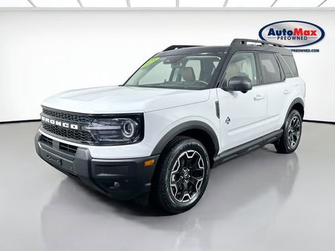 Used 2025 Ford Bronco Sport Outer Banks w/ Outer Banks Tech Package+ AWD/4WD image 4