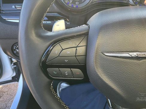 Used 2023 Chrysler 300 S image 11