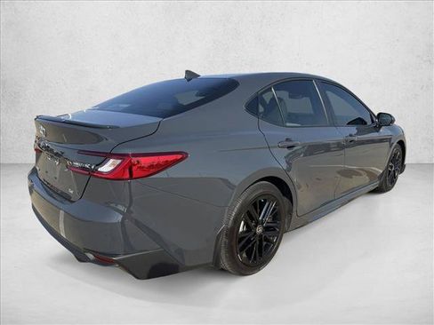 Used 2026 Toyota Camry SE w/ Convenience Package FWD image 5
