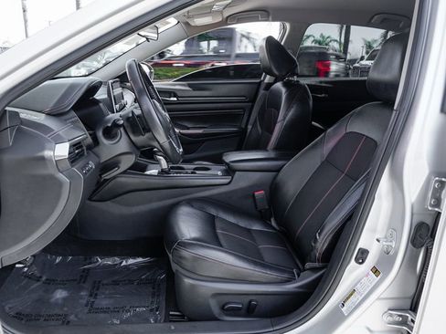 Used 2020 Nissan Altima 2.5 SR image 16