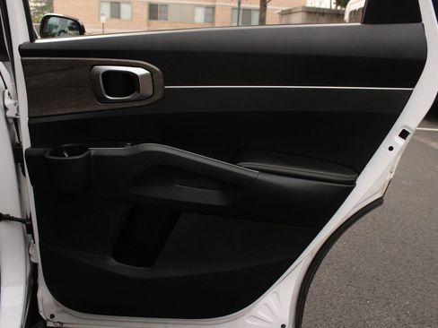 Used 2021 Kia Sorento EX w/ EX AWD X-Line Package image 23