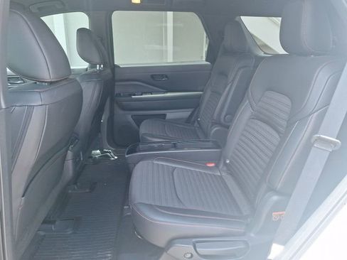 Certified 2024 Nissan Pathfinder Rock Creek AWD/4WD image 17
