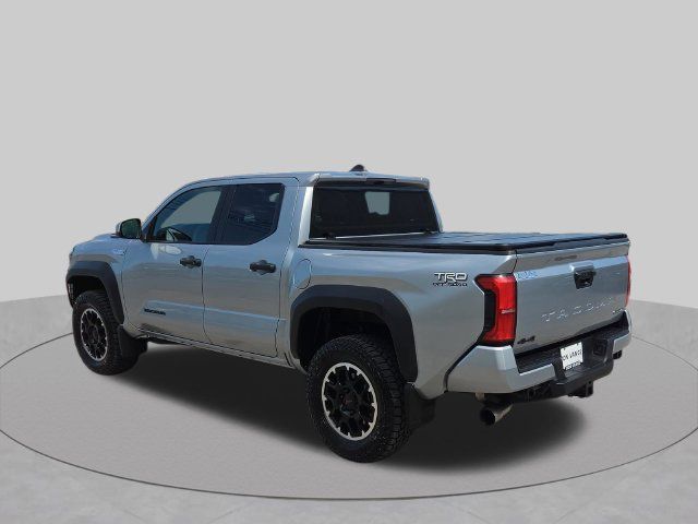 Used 2026 Toyota Tacoma TRD Off-Road AWD/4WD image 3