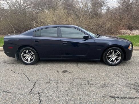 Used 2012 Dodge Charger R/T image 5