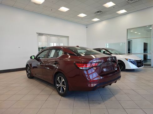 Used 2021 Nissan Sentra SV FWD image 5