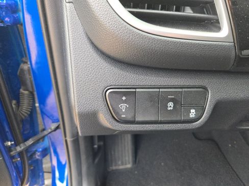 Used 2025 Kia Seltos S image 25