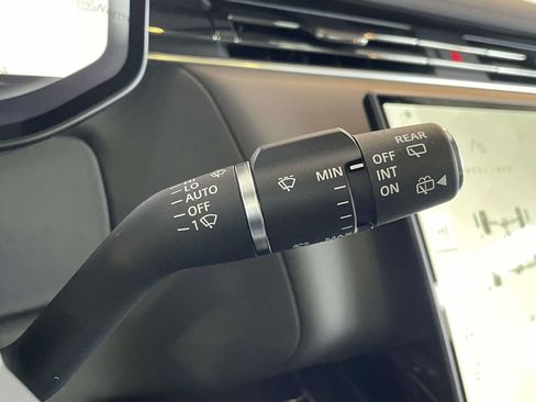 New 2026 Land Rover Range Rover Sport SE AWD/4WD image 40