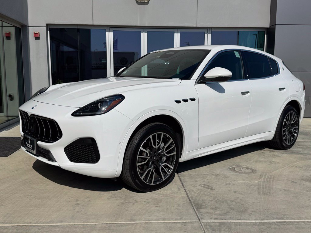 Used 2025 Maserati Grecale GT AWD/4WD image 4