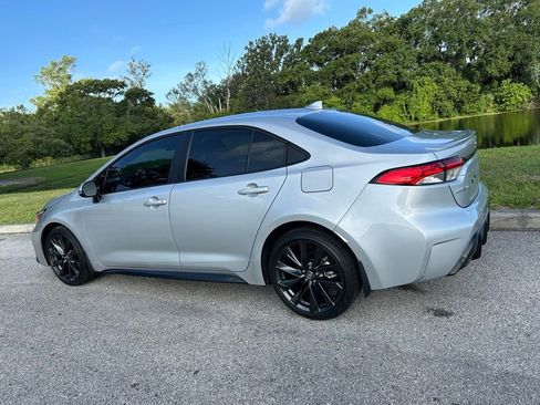 Certified 2024 Toyota Corolla SE FWD image 3