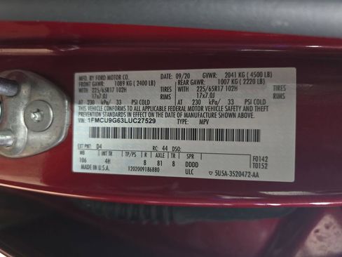 Used 2020 Ford Escape SE image 31