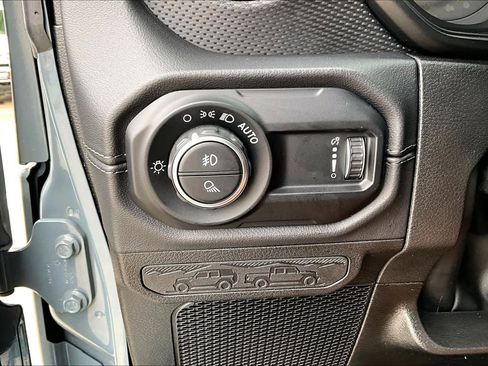 Used 2024 Jeep Gladiator Rubicon w/ Safety Group AWD/4WD image 34