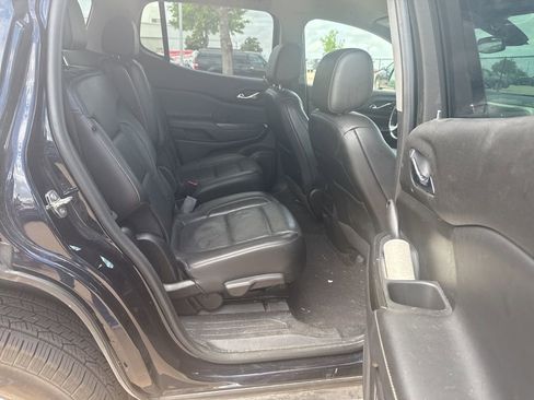 Used 2021 GMC Acadia SLT w/ Preferred Package image 20