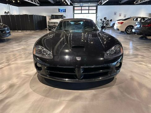 Used 2004 Dodge Viper SRT-10 RWD image 12