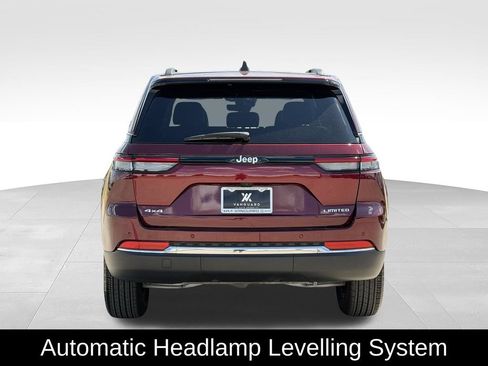 Used 2025 Jeep Grand Cherokee Limited w/ Trailer Tow Package AWD/4WD image 8