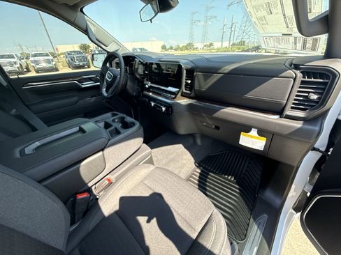 New 2026 GMC Sierra 1500 Elevation image 30