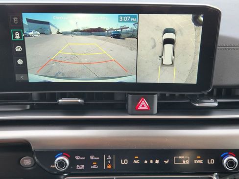 New 2026 Kia Carnival SX Prestige FWD image 13