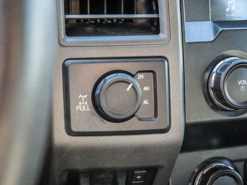 Used 2019 Ford F250 XL w/ STX Appearance Package AWD/4WD image 27