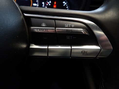 Used 2023 MAZDA MAZDA3 s image 30