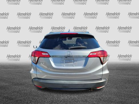 Used 2022 Honda HR-V EX image 9
