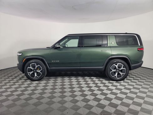 Used 2023 Rivian R1S Adventure image 2