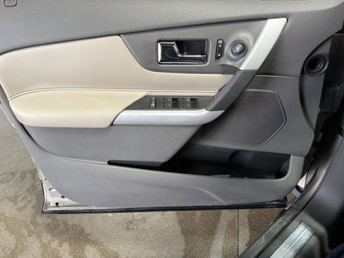 Used 2013 Ford Edge Limited AWD/4WD image 16