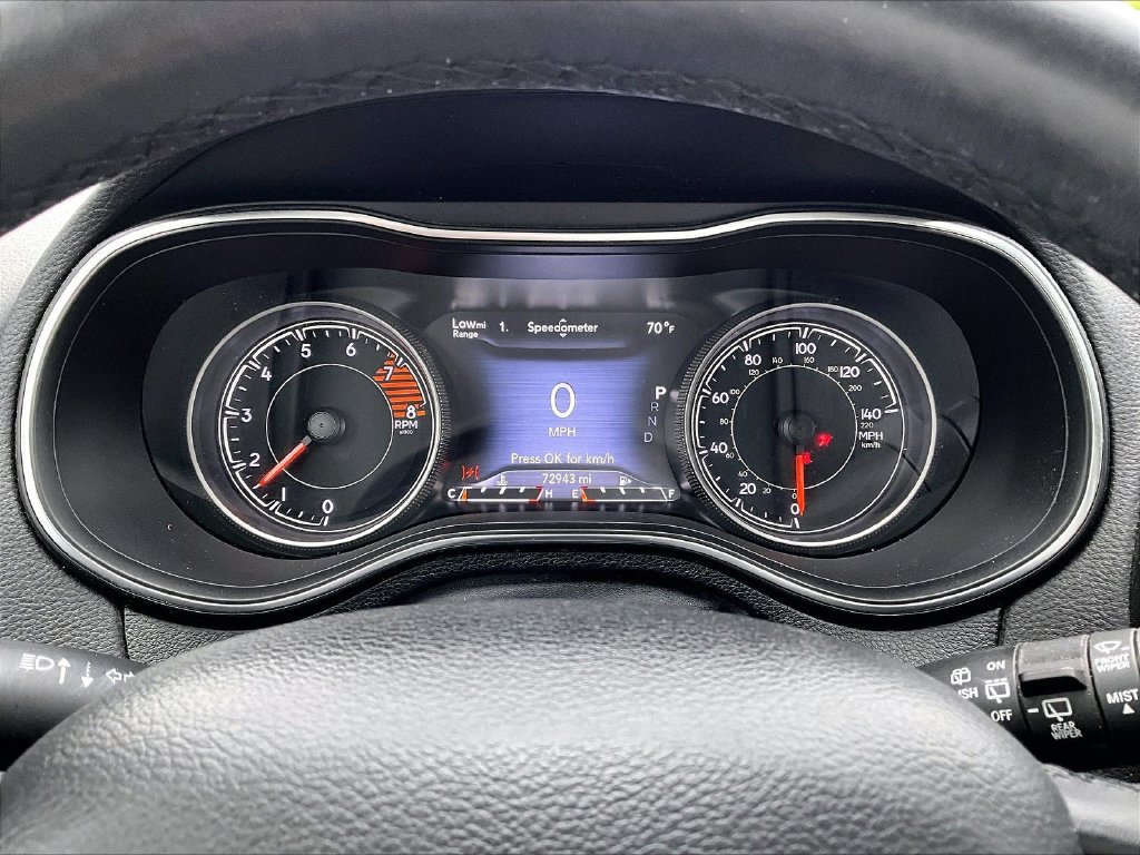 Used 2019 Jeep Cherokee Limited AWD/4WD image 16