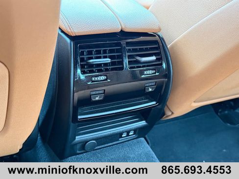 Used 2023 BMW M550i xDrive w/ Executive Package AWD/4WD image 18