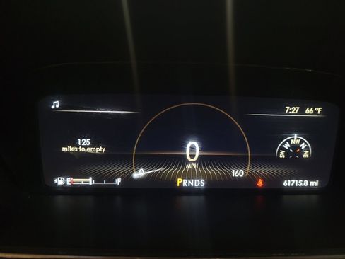 Used 2017 Lincoln Continental Select w/ Climate Package image 23