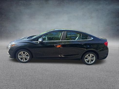Used 2016 Chevrolet Cruze LT w/ Sun And Sound Package FWD image 6