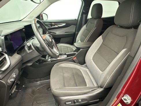 Certified 2024 Chevrolet TrailBlazer LT w/ Convenience Package AWD/4WD image 5