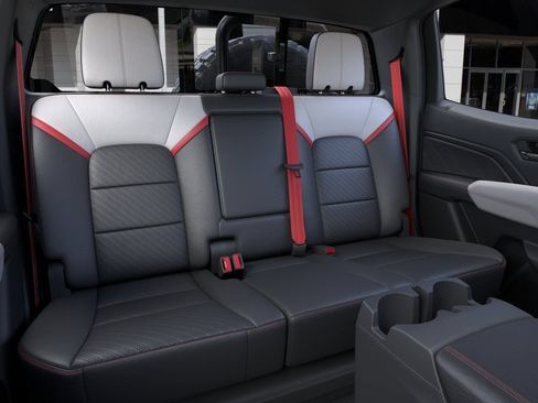New 2026 GMC Canyon AT4X w/ AT4X AEV Edition AWD/4WD image 18