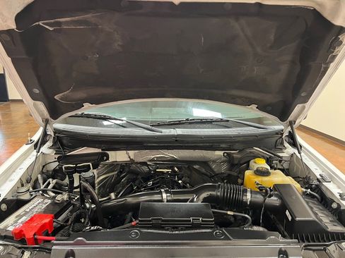 Used 2014 Ford F150 Lariat w/ Equipment Group 502A Luxury image 15