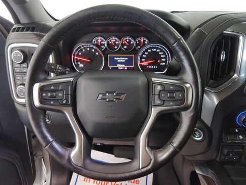 Used 2021 Chevrolet Silverado 1500 LT Trail Boss w/ Convenience Package II image 10