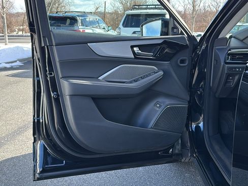 Used 2023 Acura MDX SH-AWD image 10