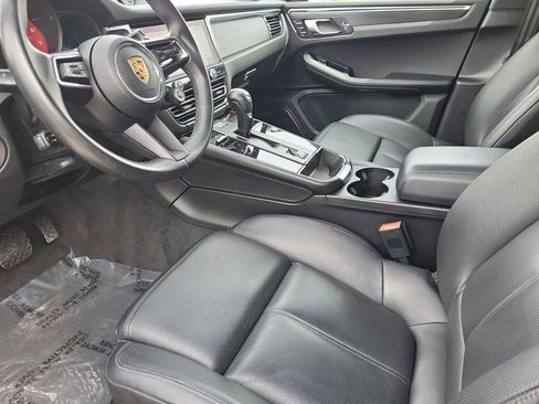 Used 2023 Porsche Macan GTS w/ Premium Package Plus AWD/4WD image 11
