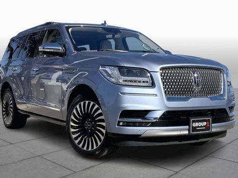 Used 2019 Lincoln Navigator Black Label w/ Cargo Package image 2