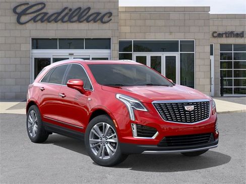 New 2025 Cadillac XT5 Premium Luxury w/ LPO, Floor Liner Package image 7