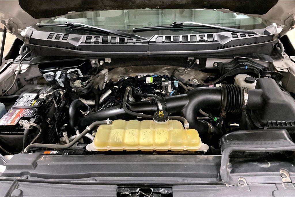 Certified 2019 Ford F150 XLT w/ Equipment Group 302A Luxury AWD/4WD image 10