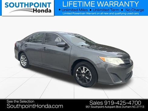 Used 2013 Toyota Camry L image 1