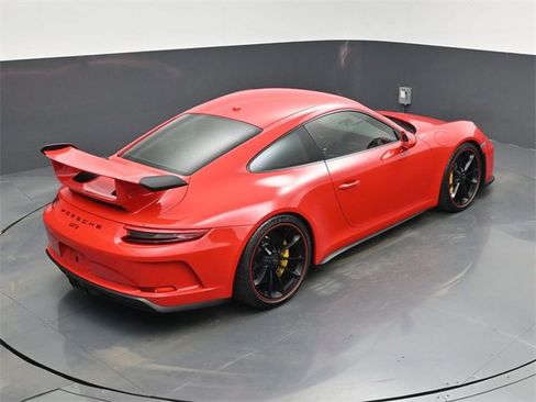 Used 2018 Porsche 911 GT3 image 52