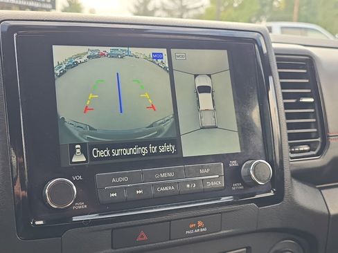 Used 2023 Nissan Frontier PRO-4X w/ Pro Convenience Package image 29